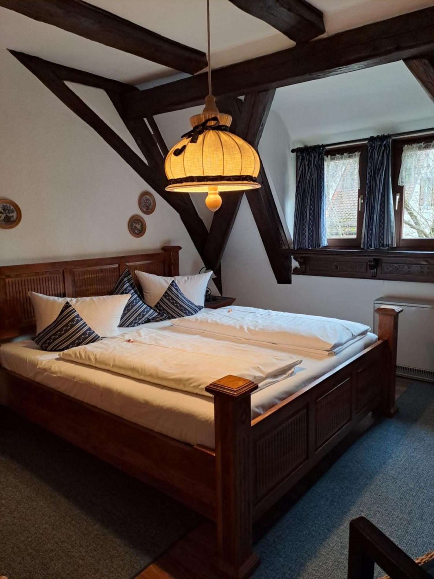 Altfraenkische Weinstube Hotel โรเทนบวร์ก อ็อบ แดร์เทาเบอร์ ภายนอก รูปภาพ