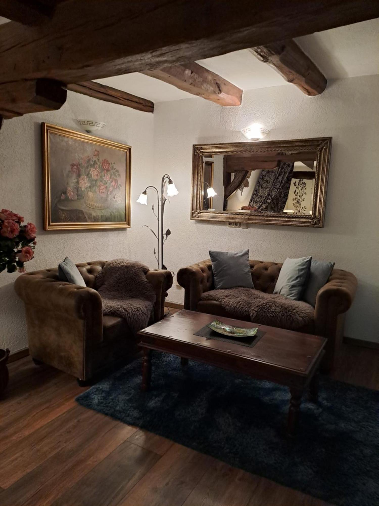 Altfraenkische Weinstube Hotel โรเทนบวร์ก อ็อบ แดร์เทาเบอร์ ภายนอก รูปภาพ