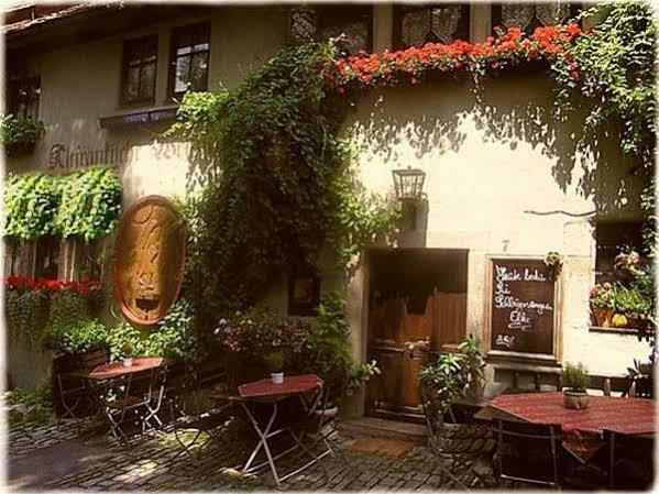 Altfraenkische Weinstube Hotel โรเทนบวร์ก อ็อบ แดร์เทาเบอร์ ภายนอก รูปภาพ